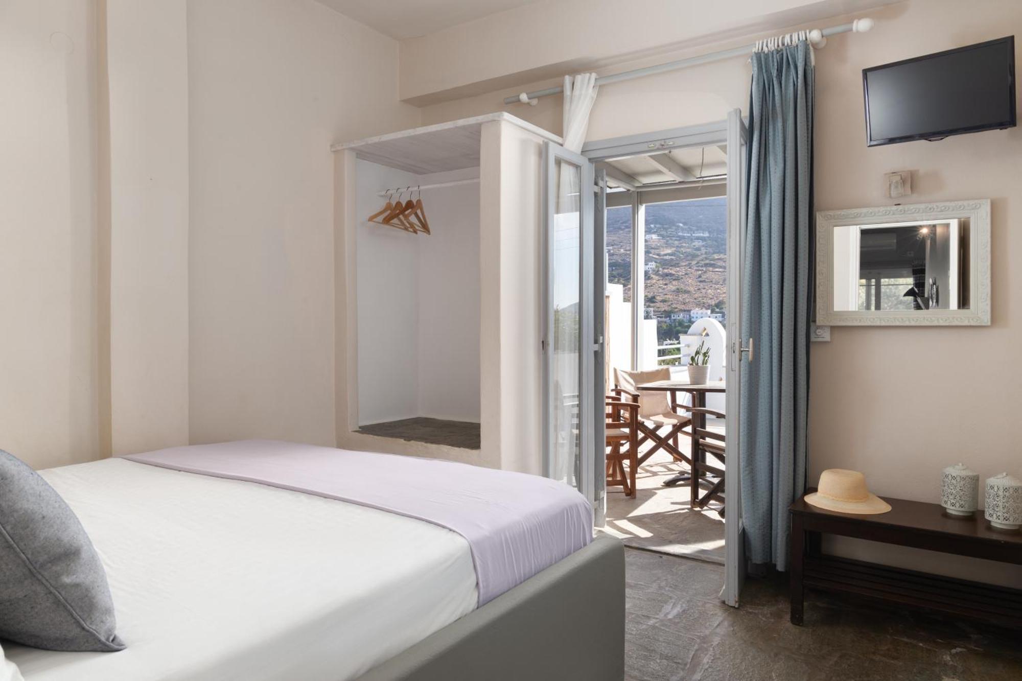 Villa Arni Andros - Βίλα Αρνη Mpatsi Buitenkant foto